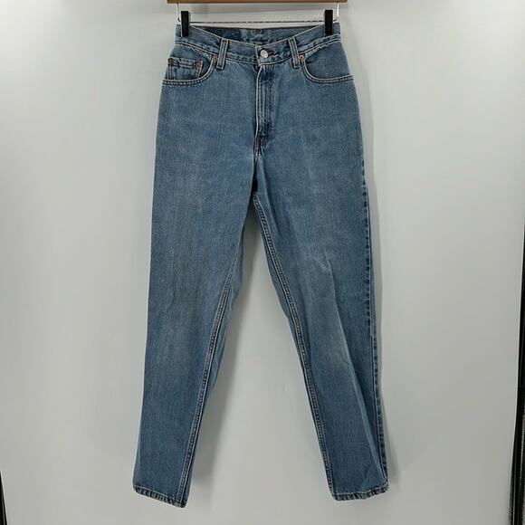 Levi's Women's Vintage 550 Relaxed FIt Tapered Leg Jeans - Light Wash - 4 - Picture 1 of 10